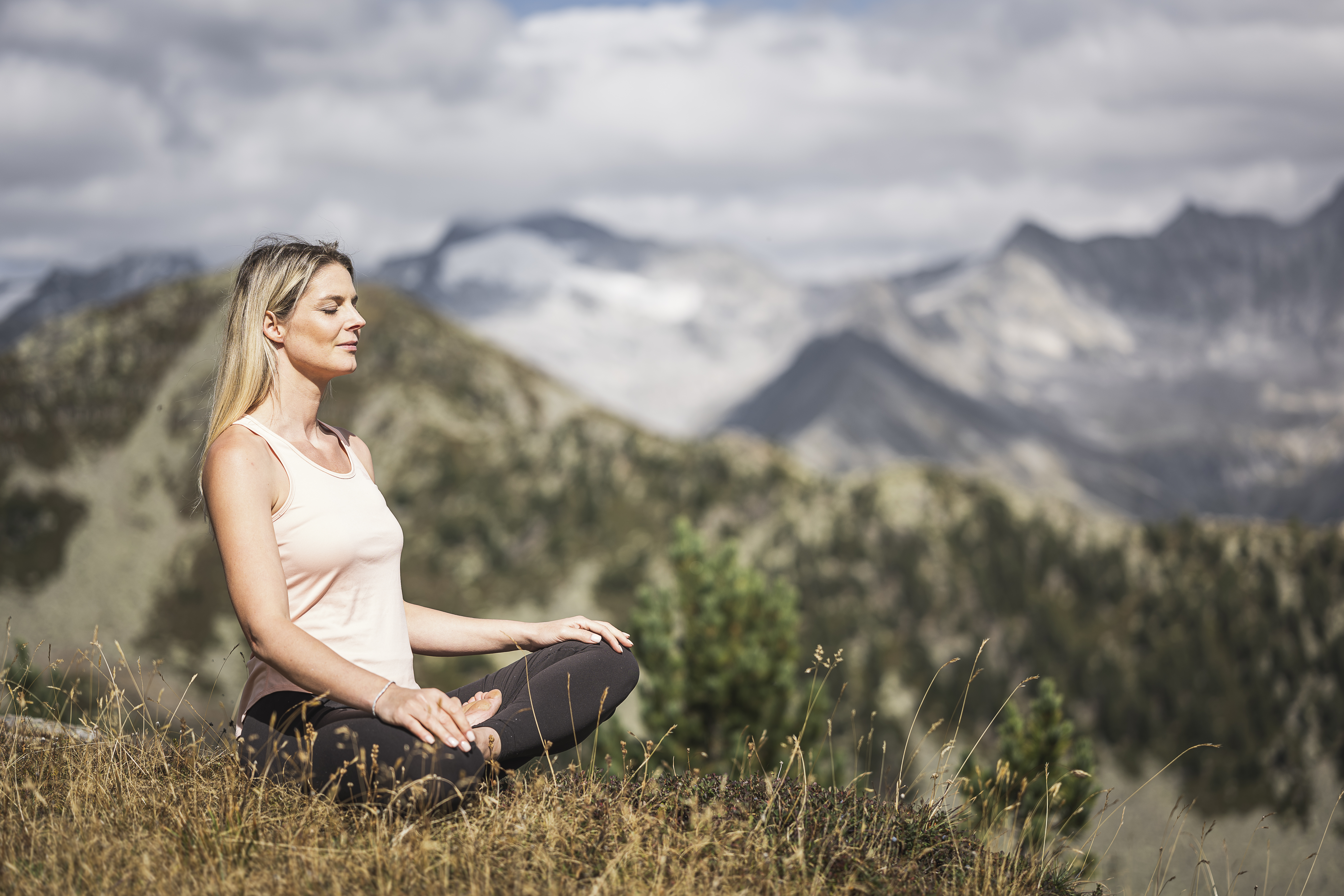 Brahmari Breathing Exercises with Magdalena Tauber – Area Pura Ahrntal valley/South Tyrol