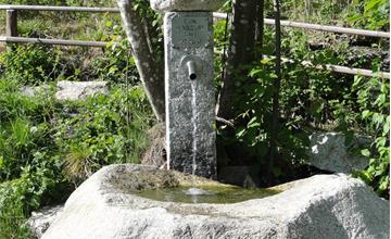 Trinkwasserbrunnen Wasserweg Naturerlebnispfad